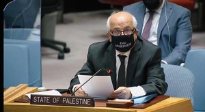 تبادل اتهامات بين سف