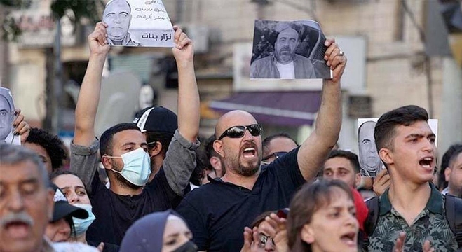 احتجاجات-في-الضفة-بعد-مقتل-نزار-بنات