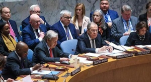 لافروف: مخاطر النزاع