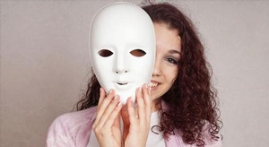 الاكتئاب الضاحك  يجت