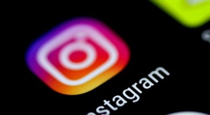 إنستغرام  يطلق خدمة 