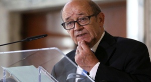 فرنسا: أمام إيران وا