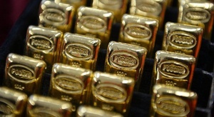 الذهب يرتفع بفعل توت