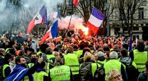 فرنسا.. مواجهات بين 